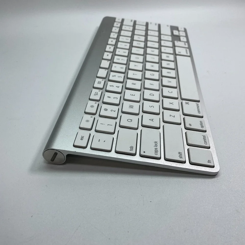 GENUINE Apple‎ Wireless Bluetooth Keyboard A1314 Mac Aluminium Free Shipping